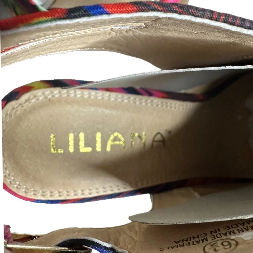NEW Liliana 5” Psychedelic Pop Disco Double Buckle Fabric Peep Toe Pumps - Picture 2 of 5